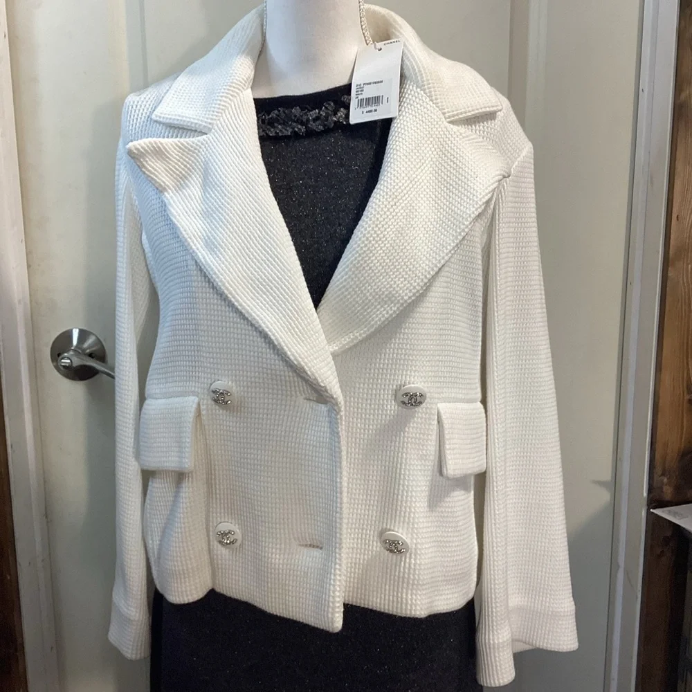 CHANEL Ivory Double-Breasted Pea Coat - Picture 2 of 4